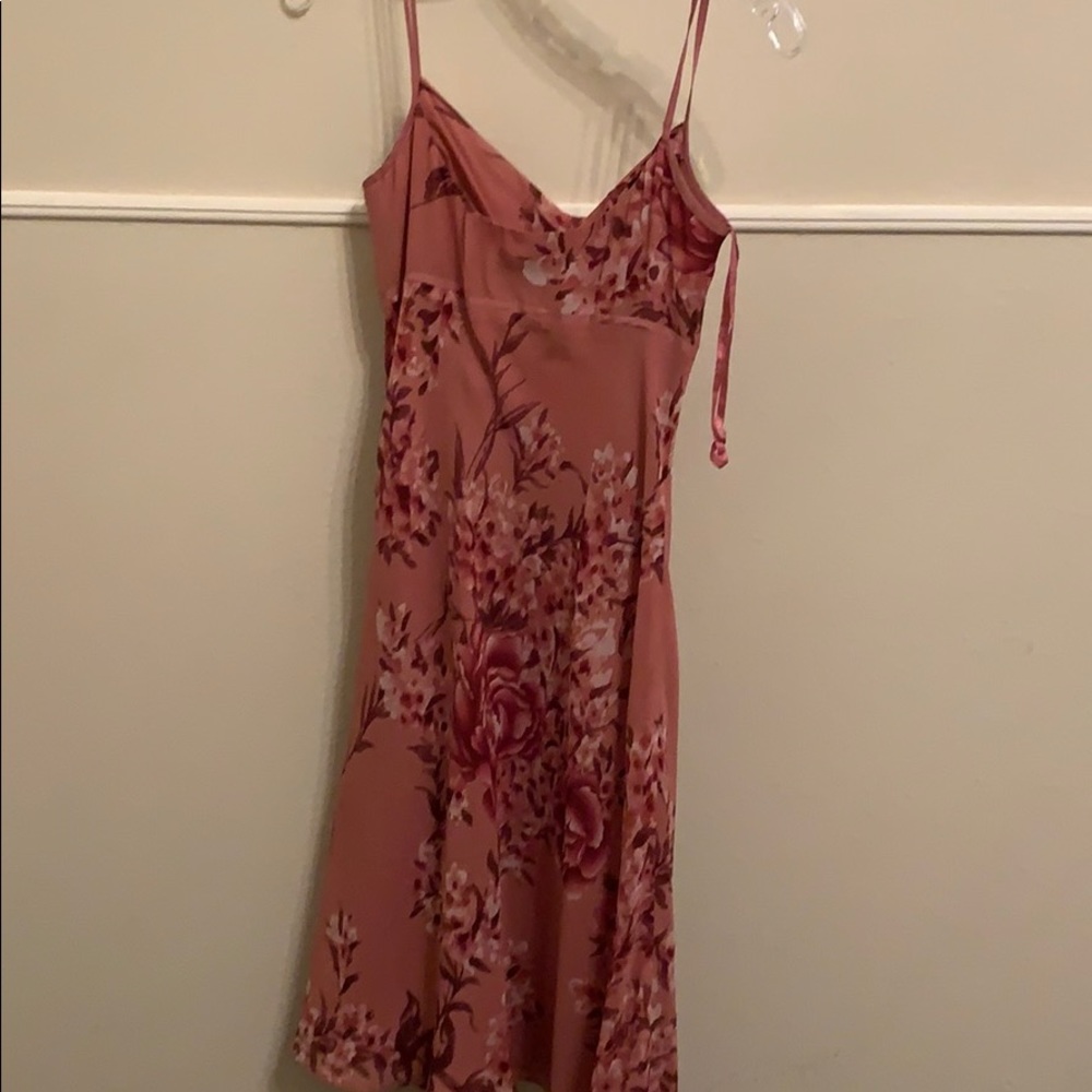 Spring spaghetti strap dress - Picture 2 of 2